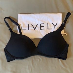 Lively 34c no-wire push-up bra - like new!!